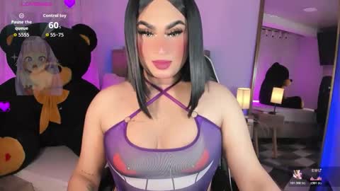 Snapshot of alexia_mattel chatting on 30, 10, 2025  alexia mattel  online show from 30, 10, 2025