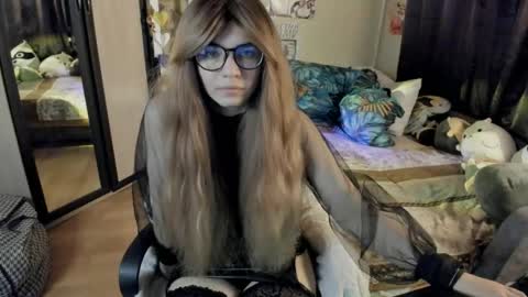 alexiamaiex online show from 20, 4, 2026