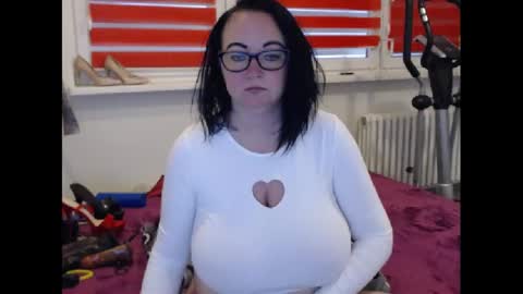 alexie33 online show from 20, 1, 2025