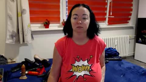 Snapshot of alexie33 chatting on 26, 5, 2026 alexie33 online show from 26, 5, 2026