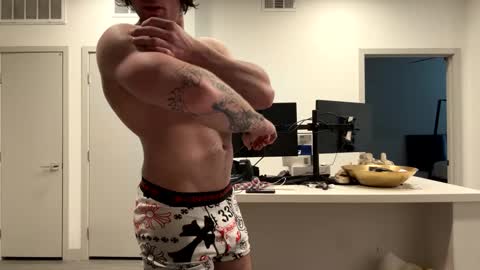 Chesxbradyminajj online show from 25, 1, 2025