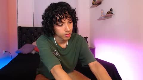 Snapshot of alexis21_ chatting on 3, 10, 2025 Alexis online show from 3, 10, 2025