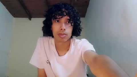 Snapshot of alexis21_ chatting on 17, 10, 2025 Alexis online show from 17, 10, 2025