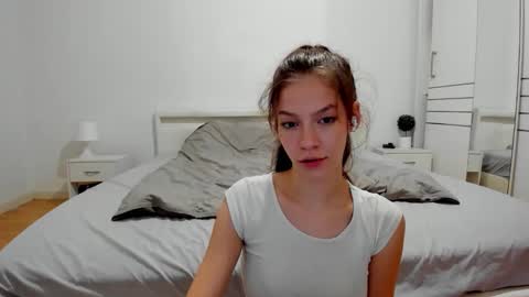 Snapshot of alexisyourdream chatting on 3, 10, 2025 Alex online show from 3, 10, 2025