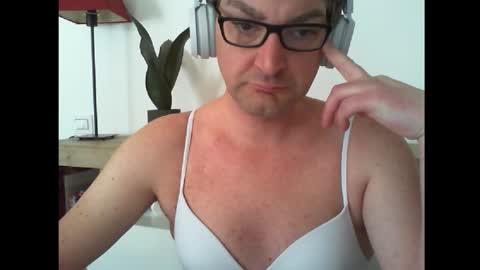 Alexia online show from 9, 2, 2026