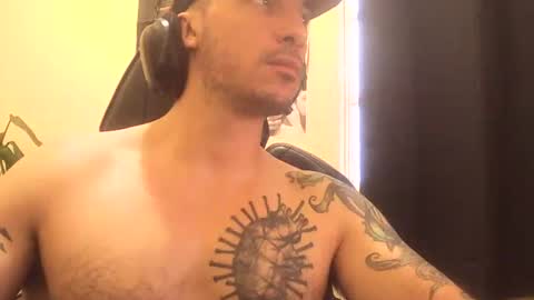 Snapshot of alexopenmind21 chatting on 25, 4, 2026 Alexxx online show from 25, 4, 2026