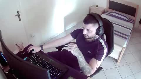 alexthepro00 online show from 10, 6, 2026
