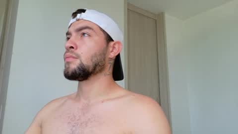Snapshot of alextwunkk chatting on 13, 5, 2026 Alex online show from 13, 5, 2026
