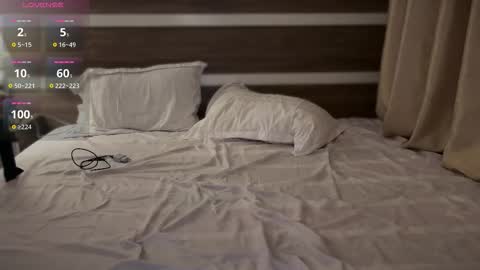 Snapshot of alexxday chatting on 17, 10, 2025 Alexa online show from 17, 10, 2025