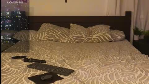 Alex online show from 5, 10, 2025