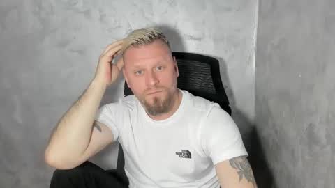 Snapshot of alexyno2020 chatting on 23, 3, 2026 alexyno2022 ONLYFANS online show from 23, 3, 2026