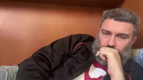 Snapshot of alfali chatting on 2, 2, 2025 alfali online show from 2, 2, 2025