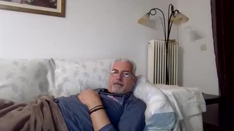 I wanna cum online show from 27, 3, 2026