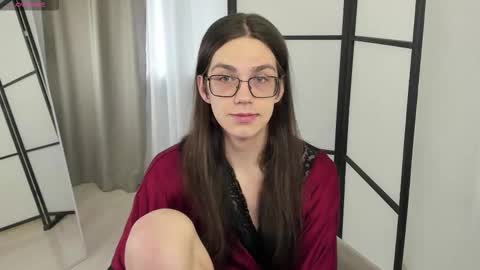 Alfreda online show from 3, 12, 2025