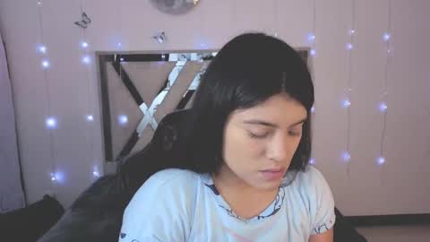 Carolina Join The Fan Club  online show from 23, 10, 2025