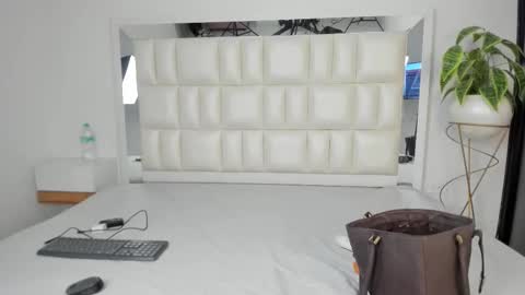 Alhana online show from 15, 12, 2025