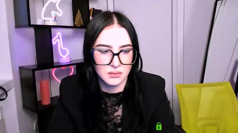 Snapshot of alia_skay chatting on 19, 12, 2025 alia skay online show from 19, 12, 2025