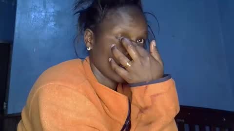 Snapshot of alic_crazy chatting on 4, 11, 2025 alic_crazy online show from 4, 11, 2025