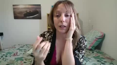 Alice online show from 25, 2, 2025