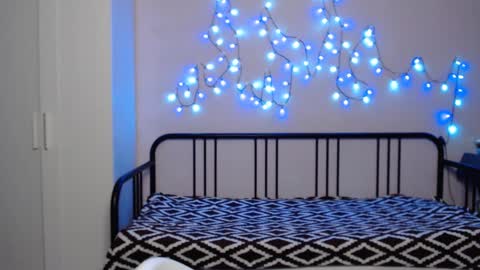 Snapshot of alice_________________________ chatting on 1, 12, 2024 Alice online show from 1, 12, 2024