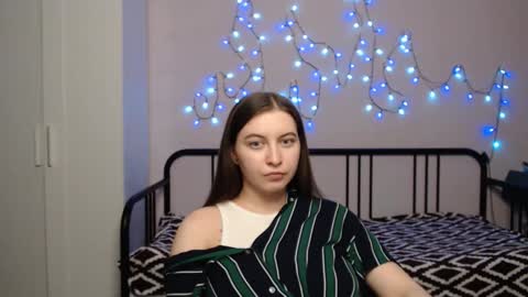 Snapshot of alice_________________________ chatting on 2, 12, 2024 Alice online show from 2, 12, 2024