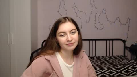 Snapshot of alice_________________________ chatting on 5, 12, 2024 Alice online show from 5, 12, 2024