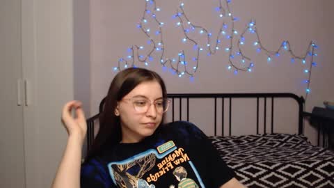 Snapshot of alice_________________________ chatting on 12, 12, 2024 Alice online show from 12, 12, 2024