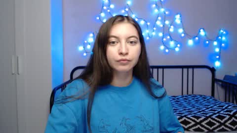 Snapshot of alice_________________________ chatting on 6, 1, 2025 Alice online show from 6, 1, 2025