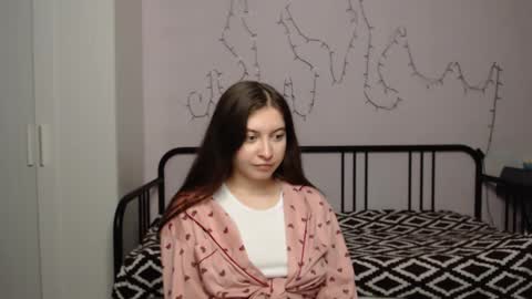 Snapshot of alice_________________________ chatting on 10, 1, 2025 Alice online show from 10, 1, 2025