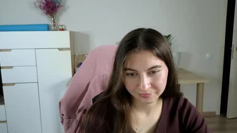 Snapshot of alice_________________________ chatting on 24, 9, 2025 Alice online show from 24, 9, 2025