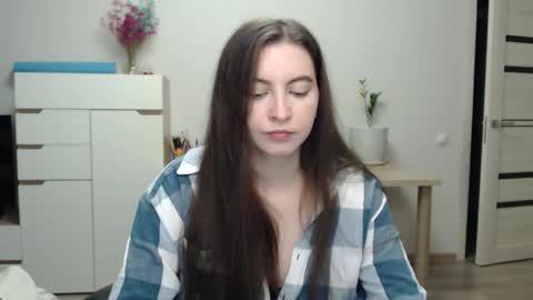 Snapshot of alice_________________________ chatting on 10, 11, 2025 Alice online show from 10, 11, 2025