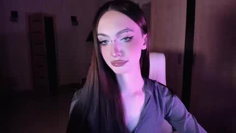 Snapshot of alice__aris chatting on 2, 10, 2025 Alice Aris online show from 2, 10, 2025