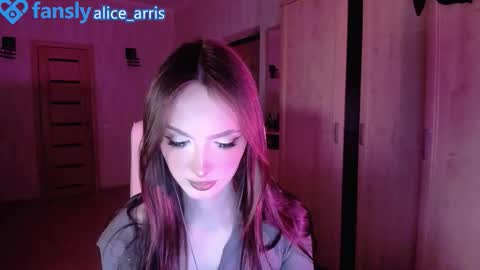 Snapshot of alice__aris chatting on 10, 10, 2025 Alice Aris online show from 10, 10, 2025