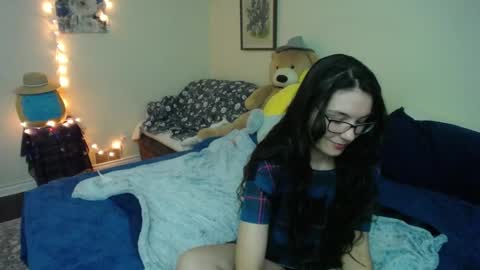 Alice Asks online show from 13, 9, 2025