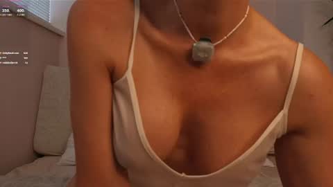 Snapshot of alice_eva chatting on 28, 7, 2026 alice_eva online show from 28, 7, 2026