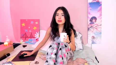 Snapshot of alice_evans12 chatting on 25, 6, 2026 Alice Sofia online show from 25, 6, 2026