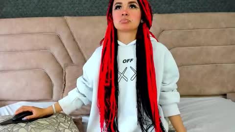 alice foxred online show from 16, 3, 2026