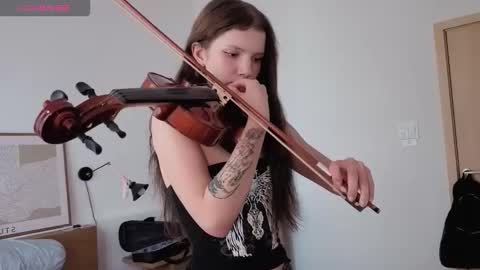 My name is Alice find out about me in the Fansly  online show from 11, 2, 2026