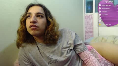Snapshot of alice_magnus chatting on 6, 1, 2025 alice online show from 6, 1, 2025