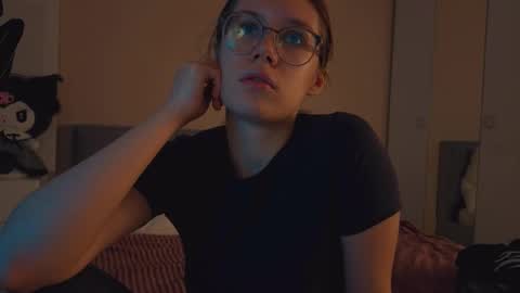 Snapshot of alice_miiiller chatting on 11, 9, 2025 Alice online show from 11, 9, 2025