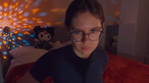 Snapshot of alice_miiiller chatting on 21, 9, 2025 Alice online show from 21, 9, 2025