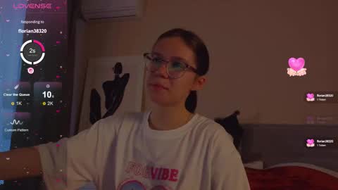 Snapshot of alice_miiiller chatting on 2, 10, 2025 Alice online show from 2, 10, 2025