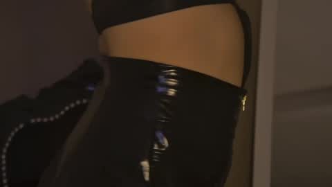 AliceMunro online show from 8, 4, 2026