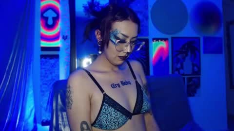      online show from 11, 1, 2025