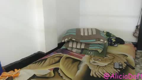 Snapshot of alice_psilocybe_sabina420 chatting on 6, 7, 2026 Alicia Aldara online show from 6, 7, 2026