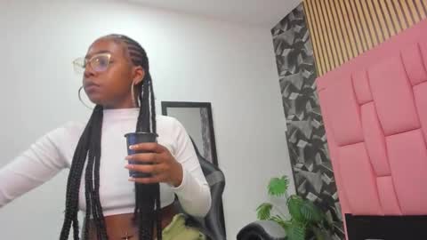 Snapshot of alice_rouusse chatting on 9, 9, 2025 alice_rouusse online show from 9, 9, 2025
