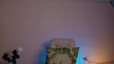 Snapshot of alice_steffen chatting on 18, 2, 2025 evedam online show from 18, 2, 2025