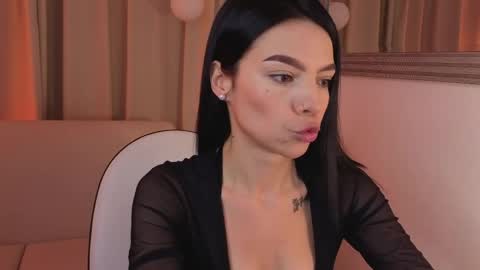 Snapshot of alice_steffen chatting on 6, 4, 2026 evedam online show from 6, 4, 2026