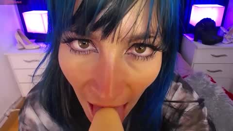 Alice online show from 5, 2, 2025