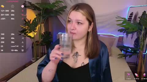 Alice  online show from 14, 12, 2025